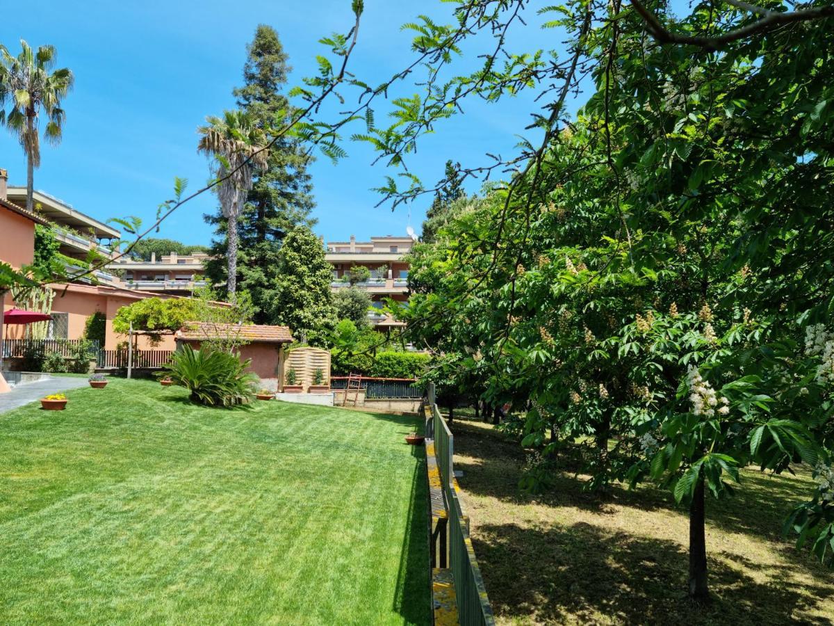 Il Casale Nel Parco Guesthouse Rom Eksteriør billede