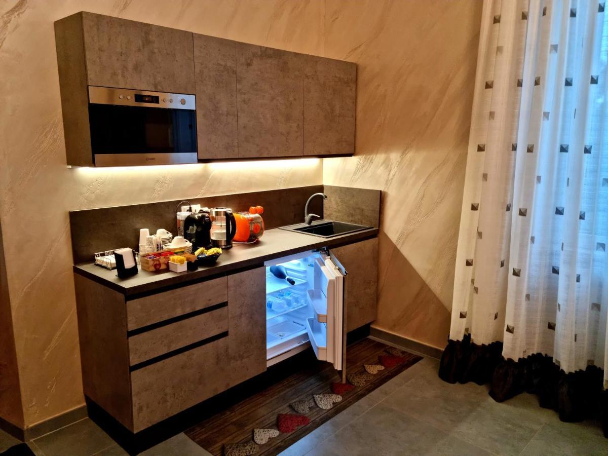 Il Casale Nel Parco Guesthouse Rom Eksteriør billede