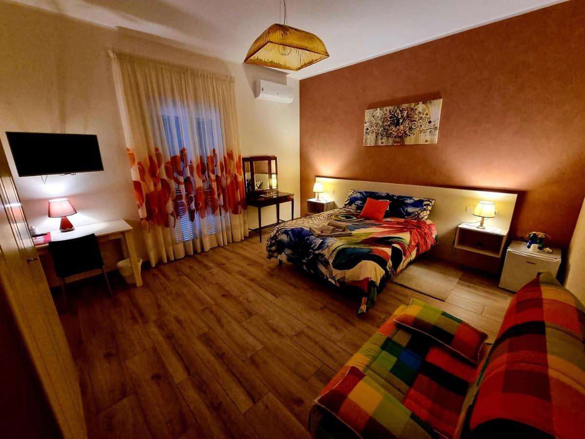Il Casale Nel Parco Guesthouse Rom Eksteriør billede