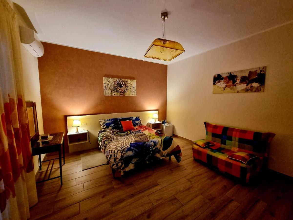 Il Casale Nel Parco Guesthouse Rom Eksteriør billede