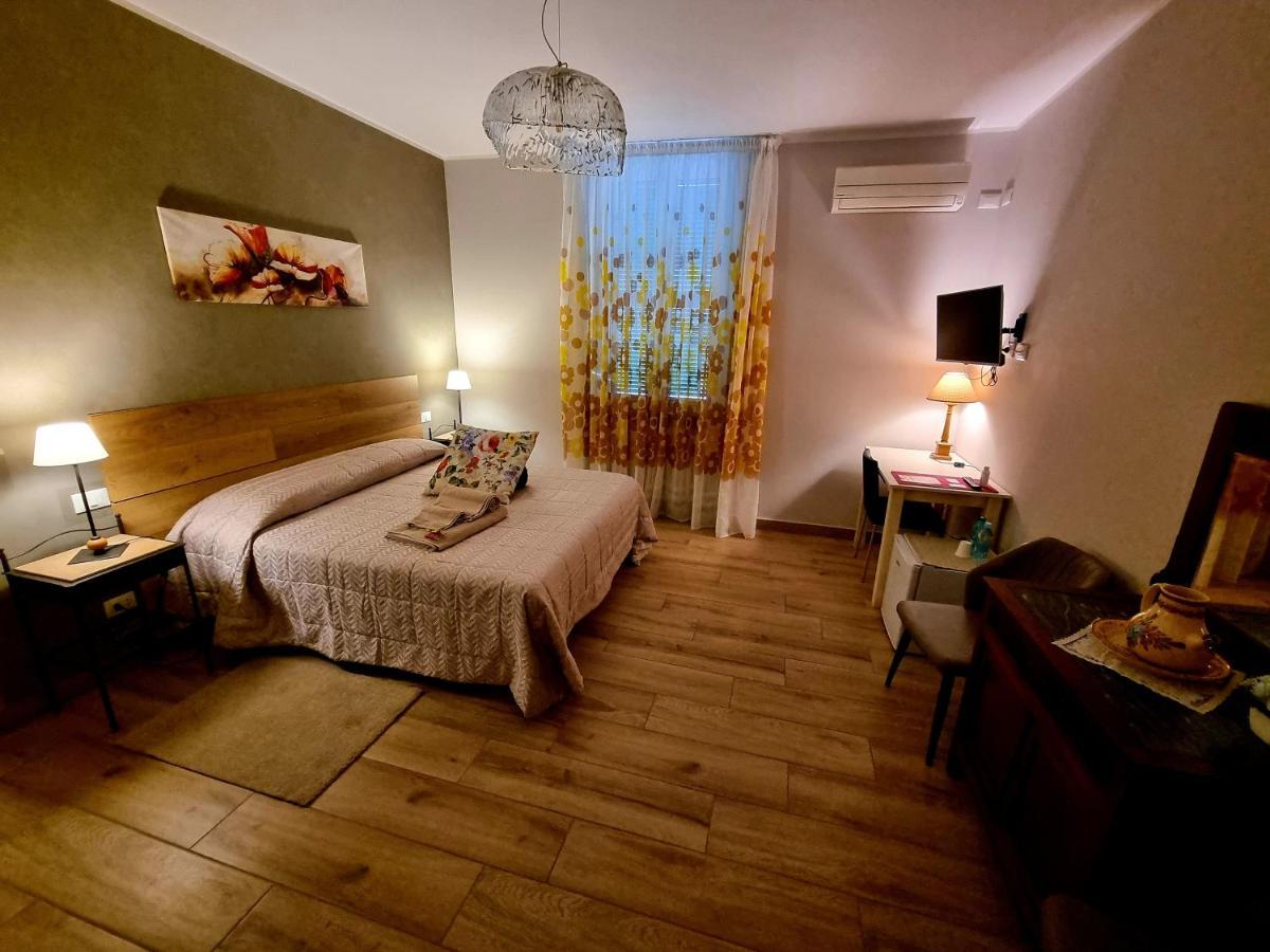 Il Casale Nel Parco Guesthouse Rom Eksteriør billede
