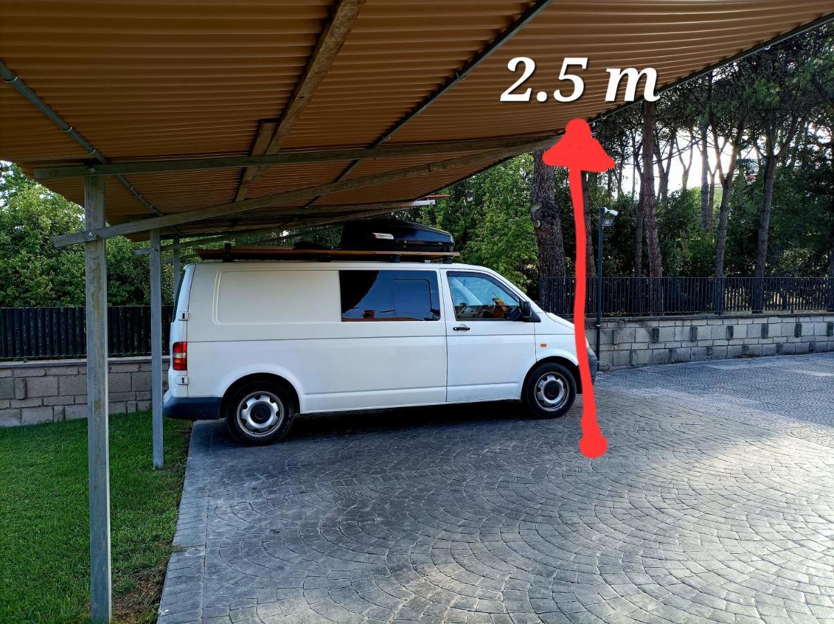 Il Casale Nel Parco Guesthouse Rom Eksteriør billede