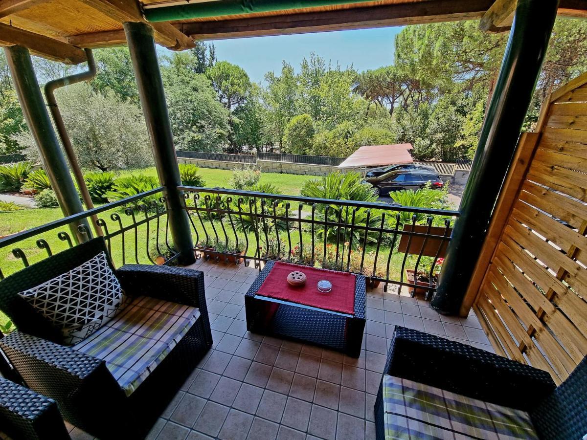 Il Casale Nel Parco Guesthouse Rom Eksteriør billede