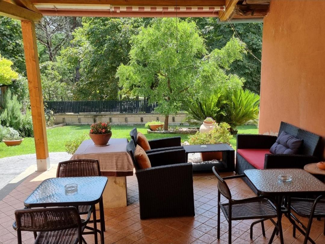 Il Casale Nel Parco Guesthouse Rom Eksteriør billede